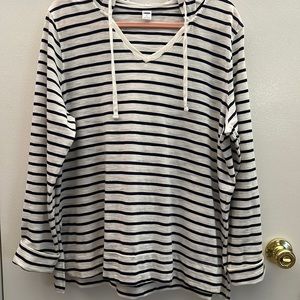 👩‍✈️OLD NAVY Long Sleeve Tee Hoodie